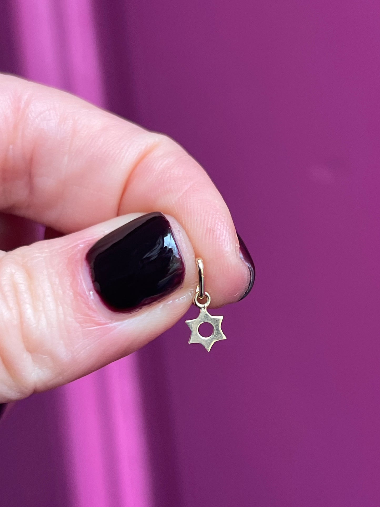 14k teeniest possible Star of David