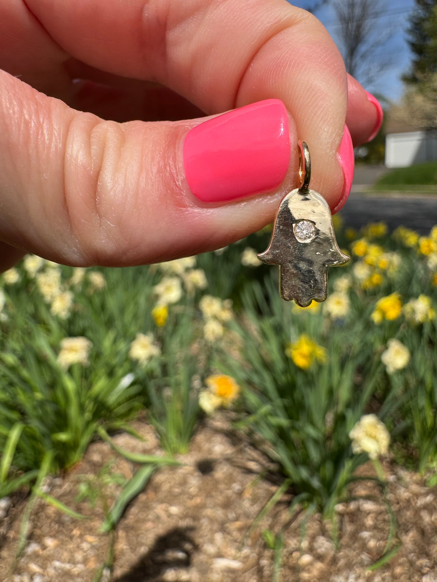 14k diamond medium hamsa charm