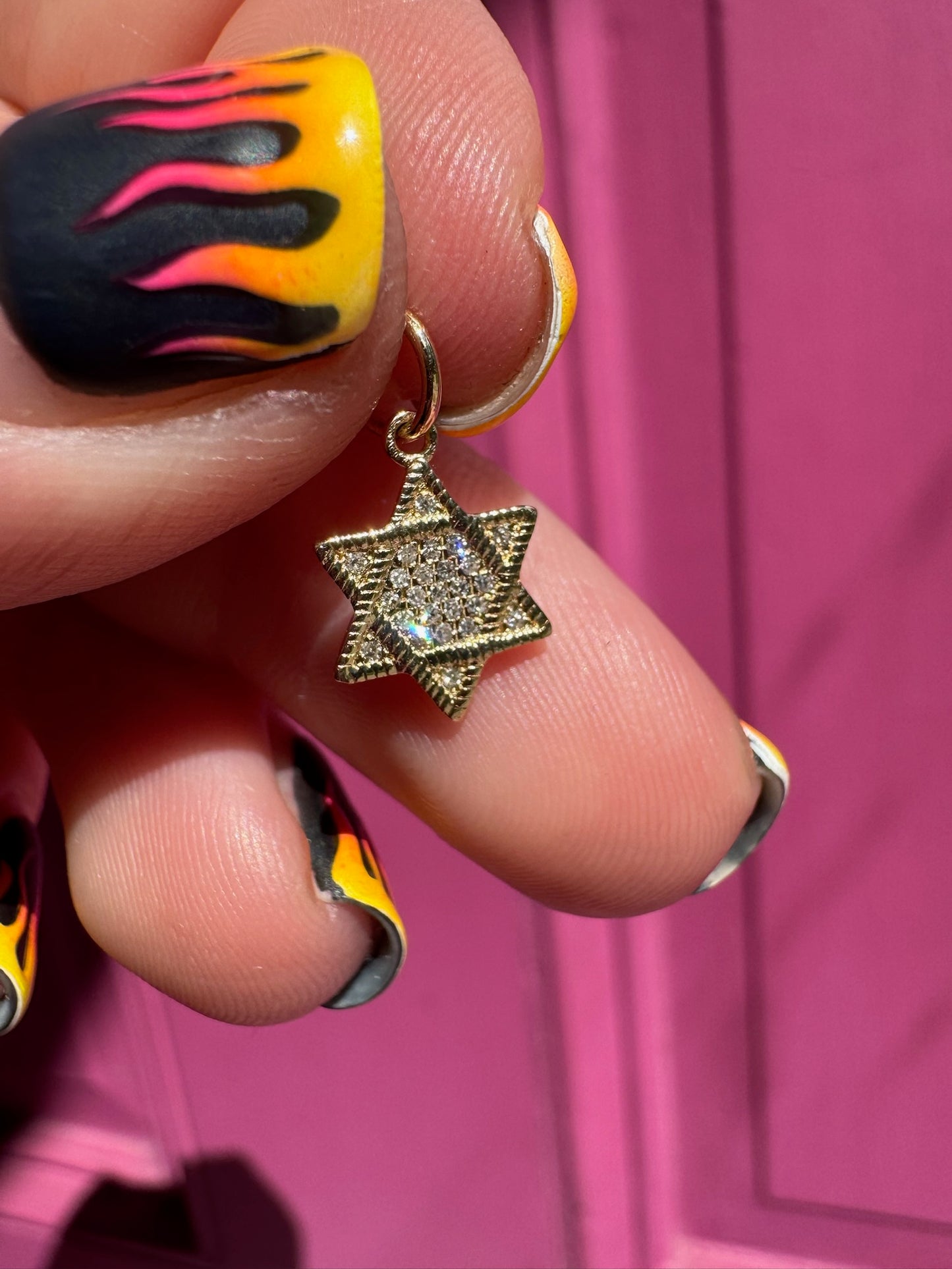 14K Jewish Star charm w/ Diamonds