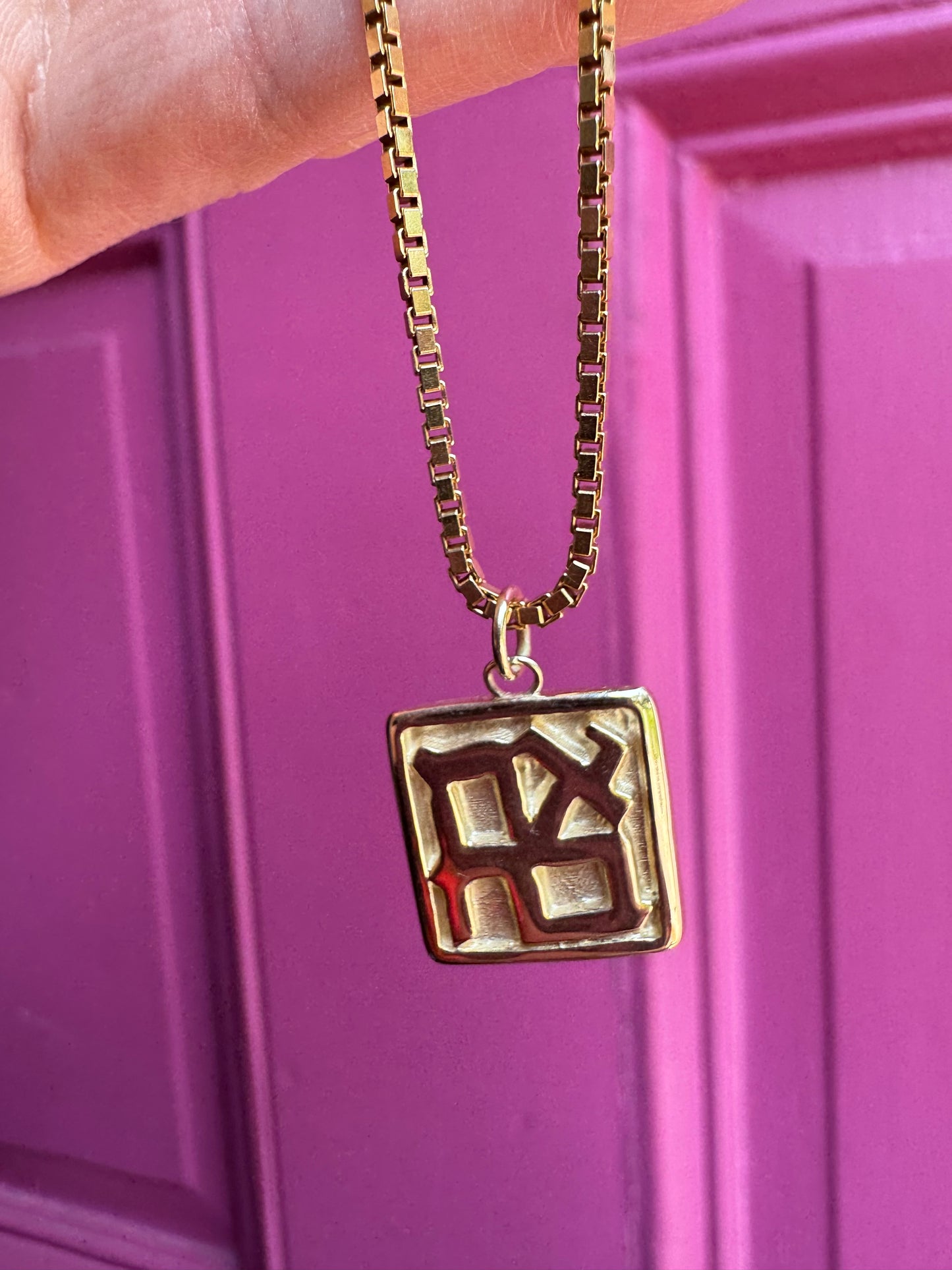 AHAVA pendant - gold