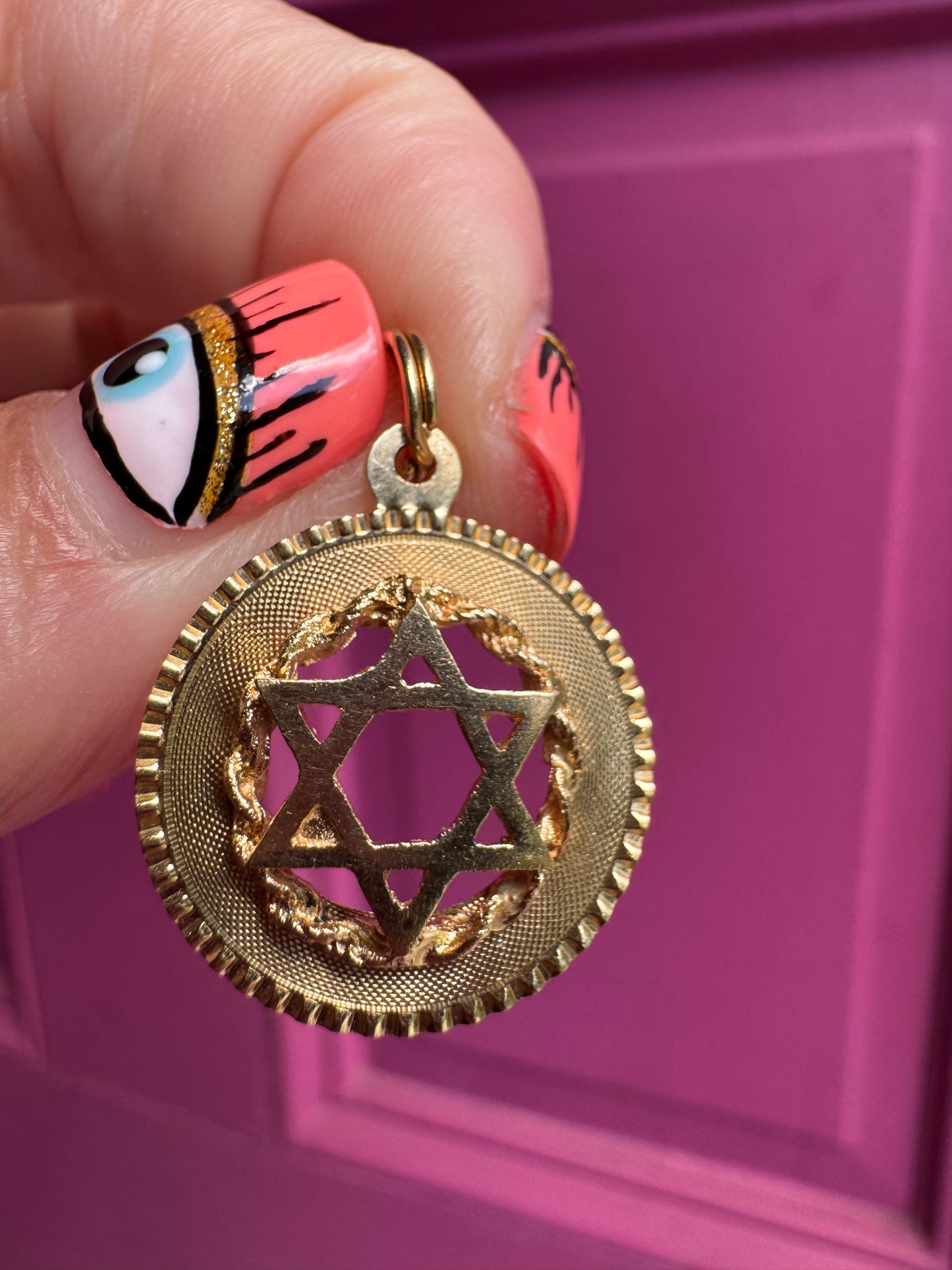 14k rope detail Star of David charm