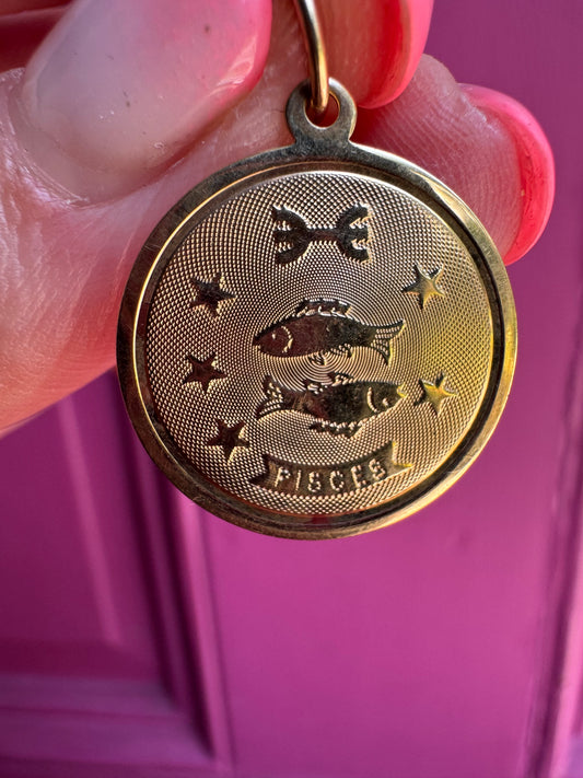 14k Pisces zodiac charm
