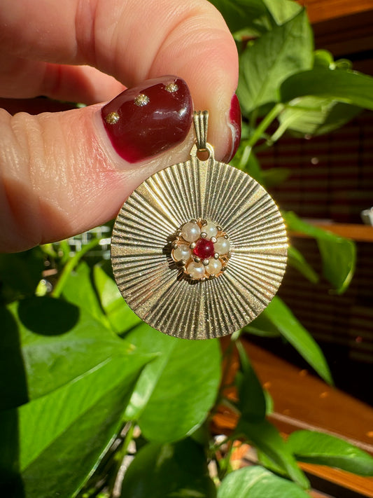 14K pearl &red glass pendant