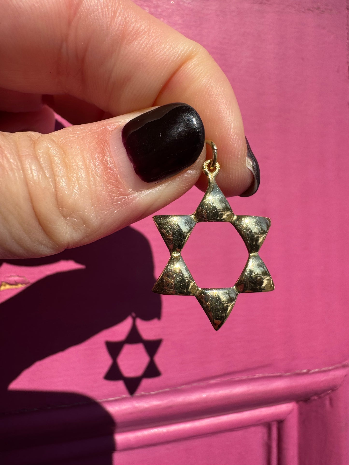 14k triangles Star of David charm