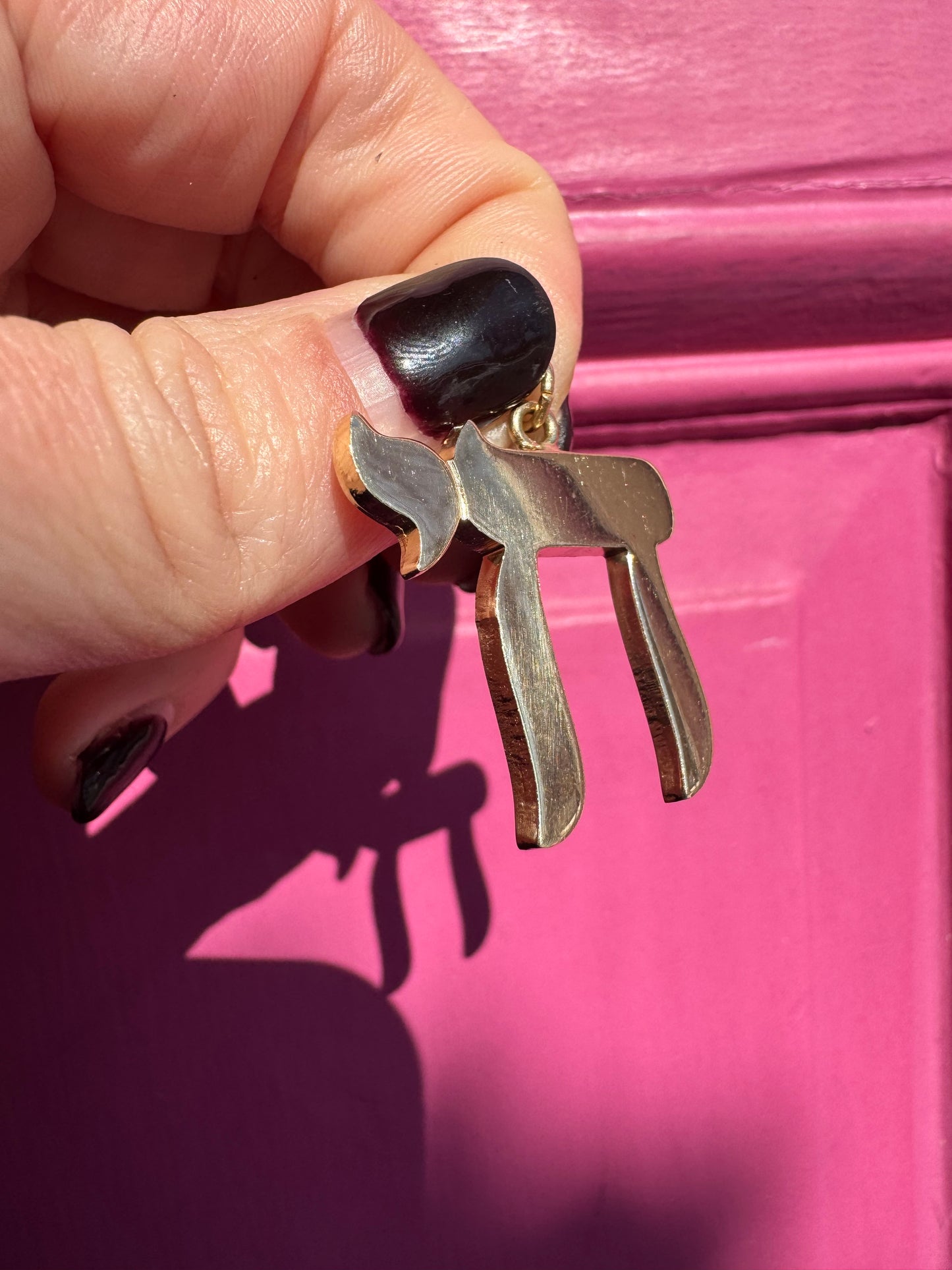 14k chunky chai pendant