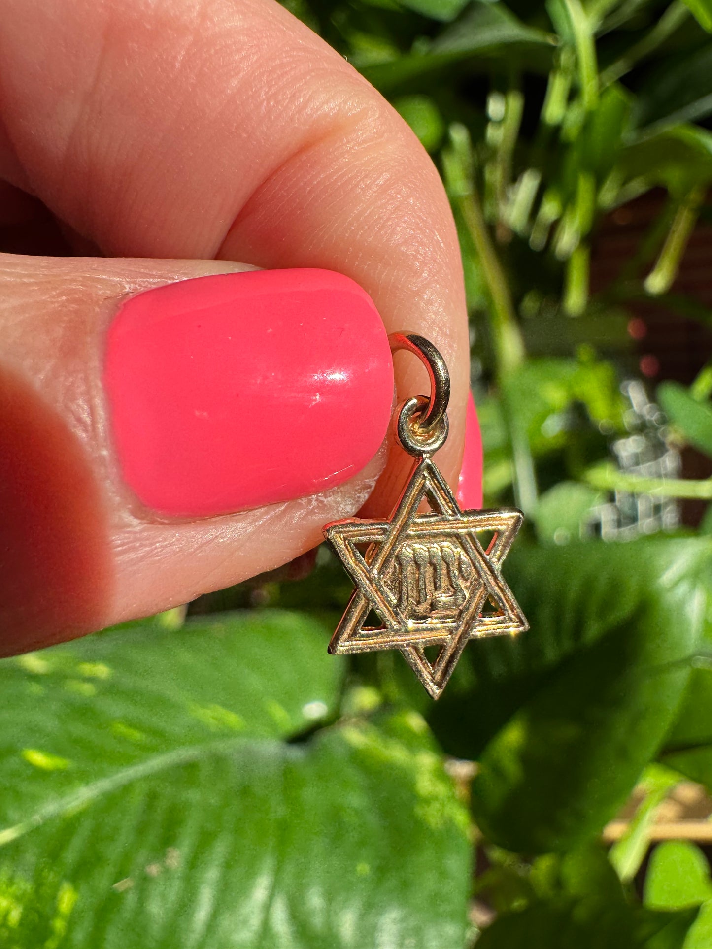 14k small vintage Star of David charm