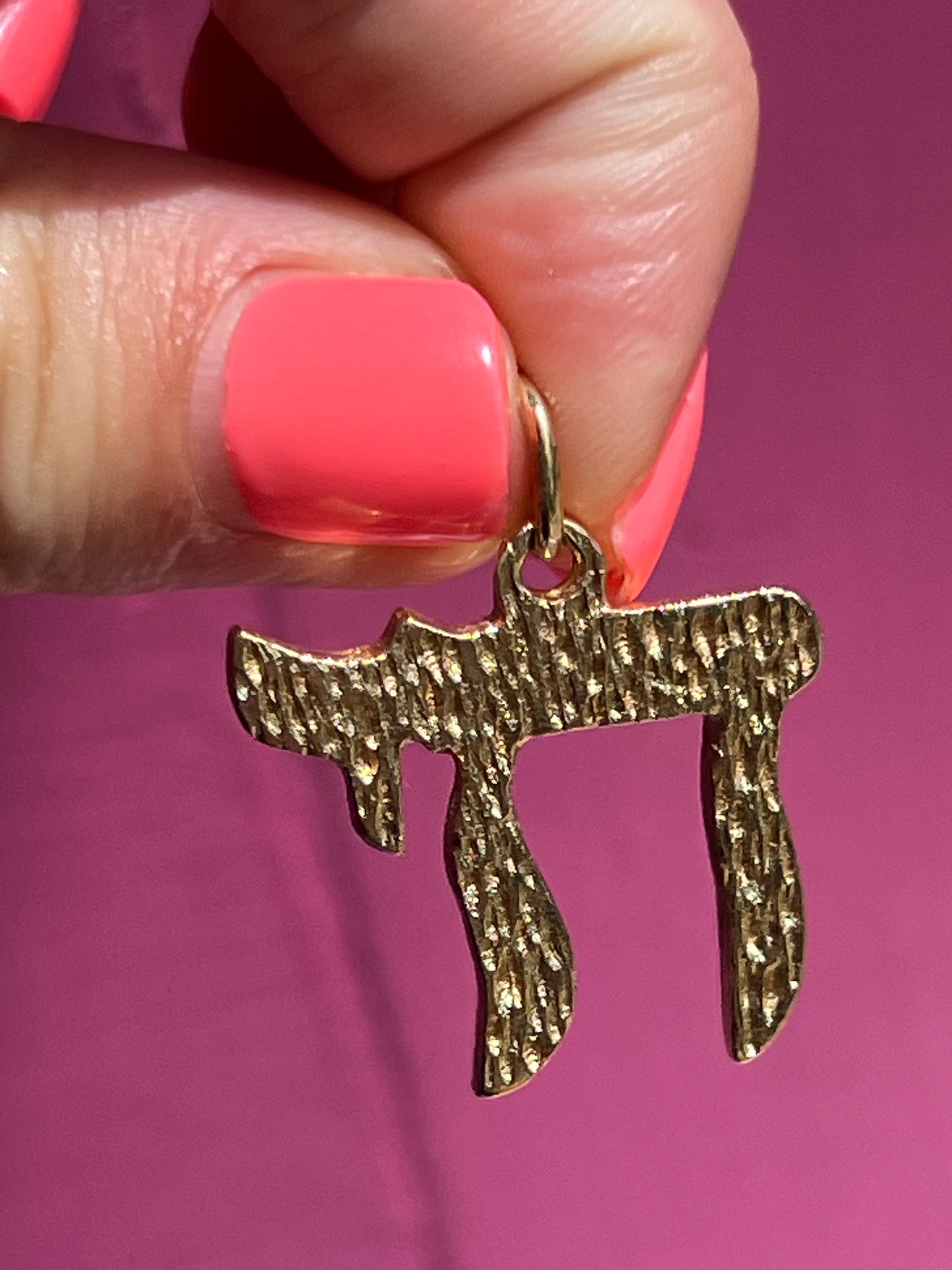 Heavy 14k 1970s chai pendant